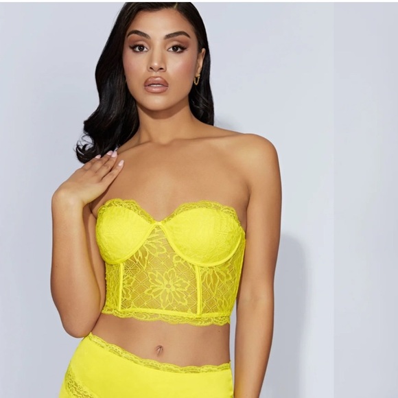 Elegant Black Lace Bustier and matching skirt 2 piece set - Picture 2 of 10